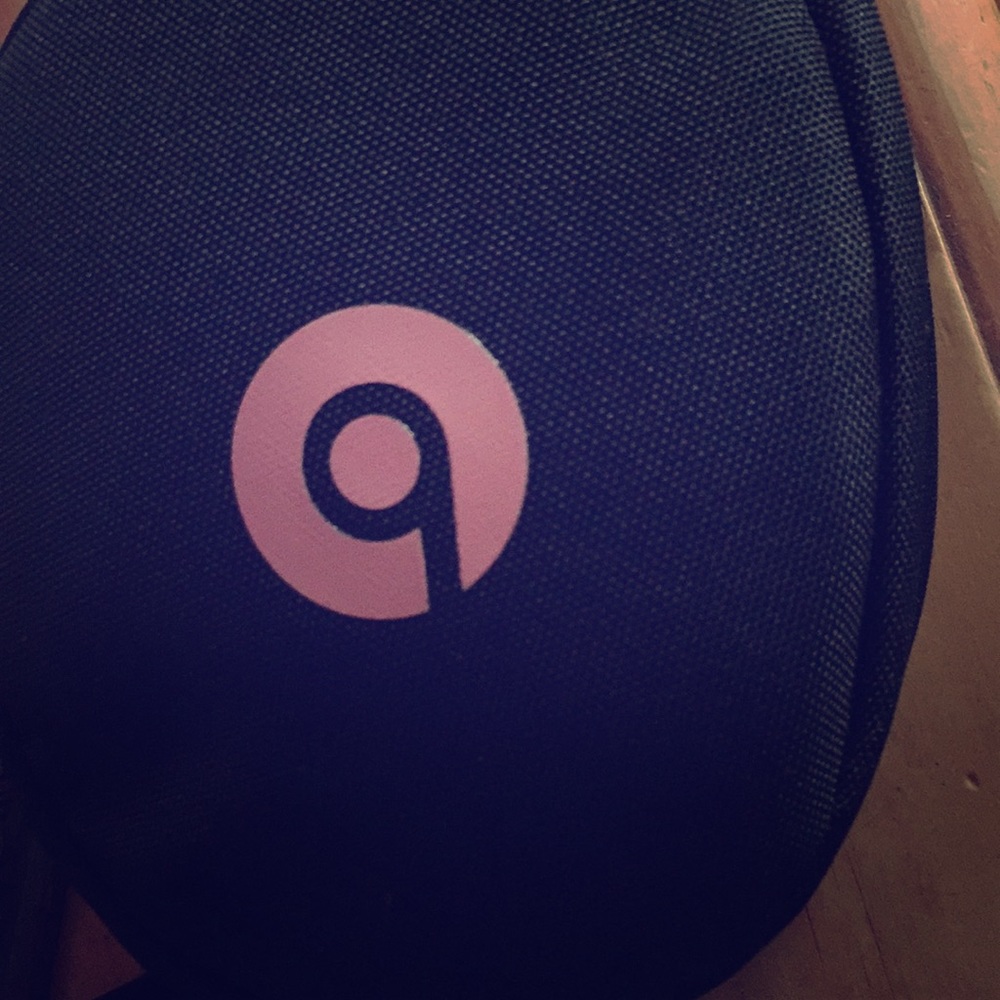 Beats solo wireless